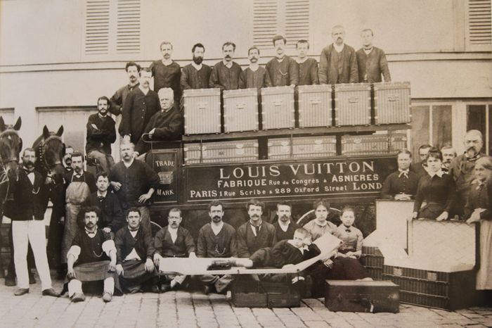 Louis Vuitton&#39;s hidden workshop in the Parisian suburb of Asnières - Fabelish